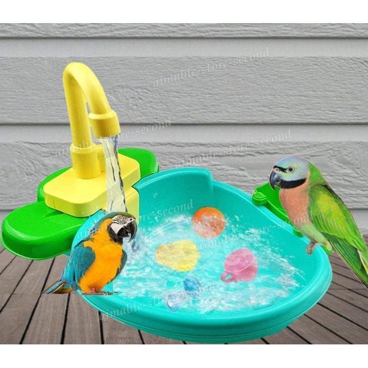 鳥 水浴び容器 バスタブ インコ 文鳥 小鳥用 水浴び 鳥浴び容器 水浴びケース 自動浴槽のプール 鳥用水浴び 清掃簡単 ごっこ遊び 自動水